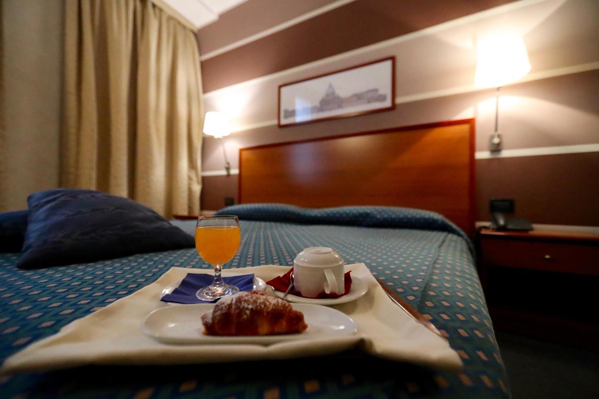 Classic Hotel Tulipano Terni Esterno foto