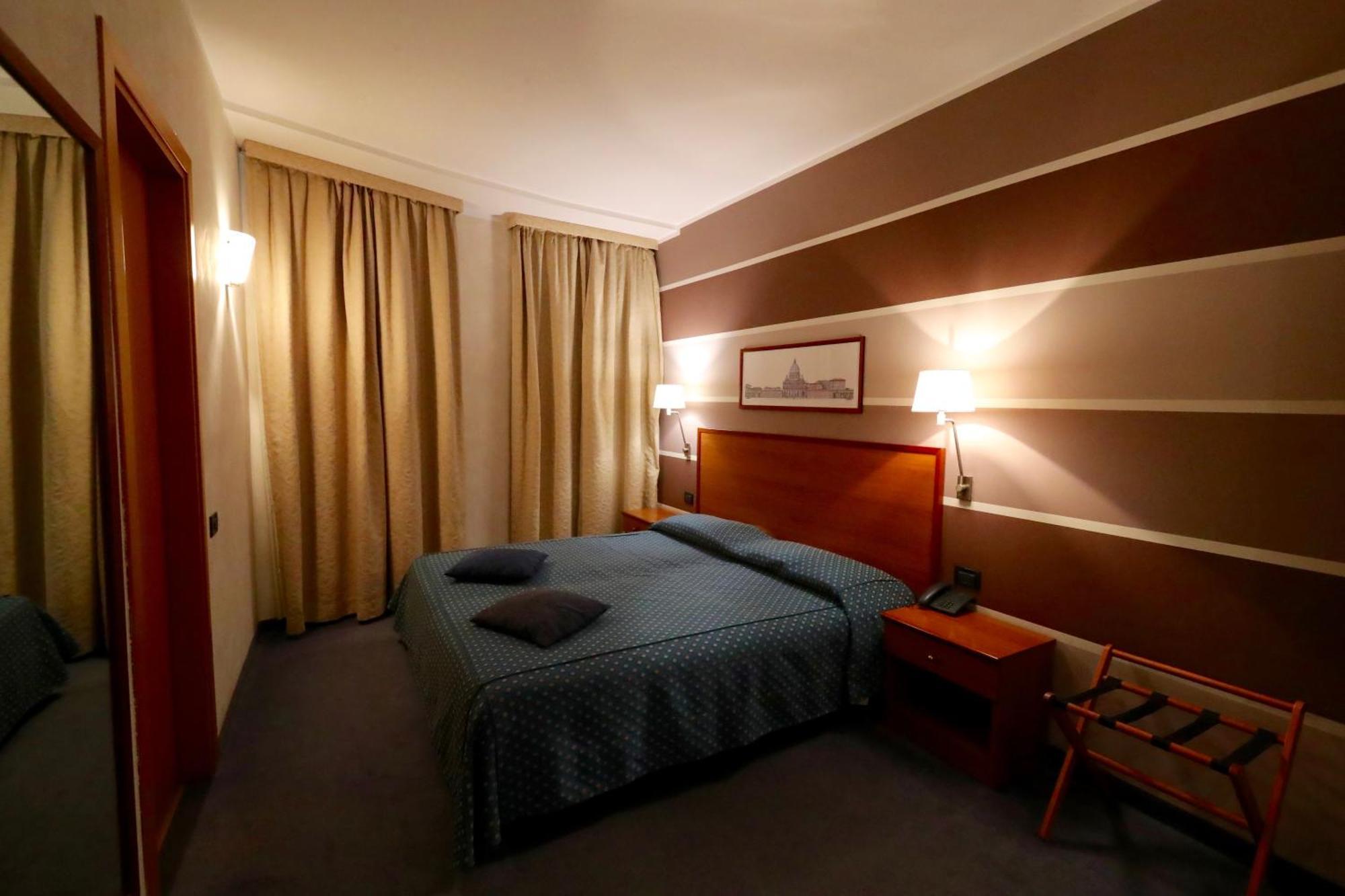 Classic Hotel Tulipano Terni Esterno foto