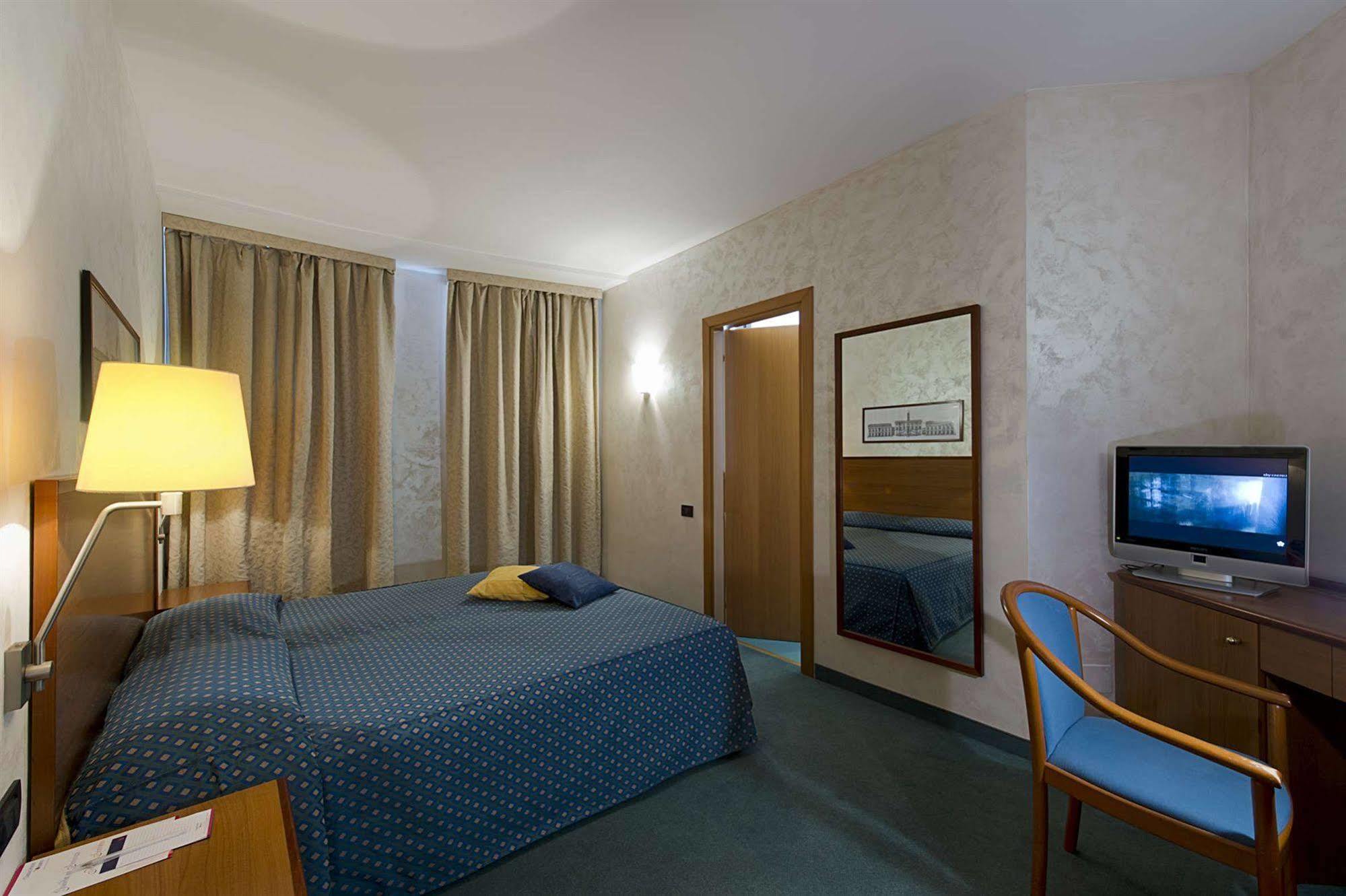 Classic Hotel Tulipano Terni Esterno foto