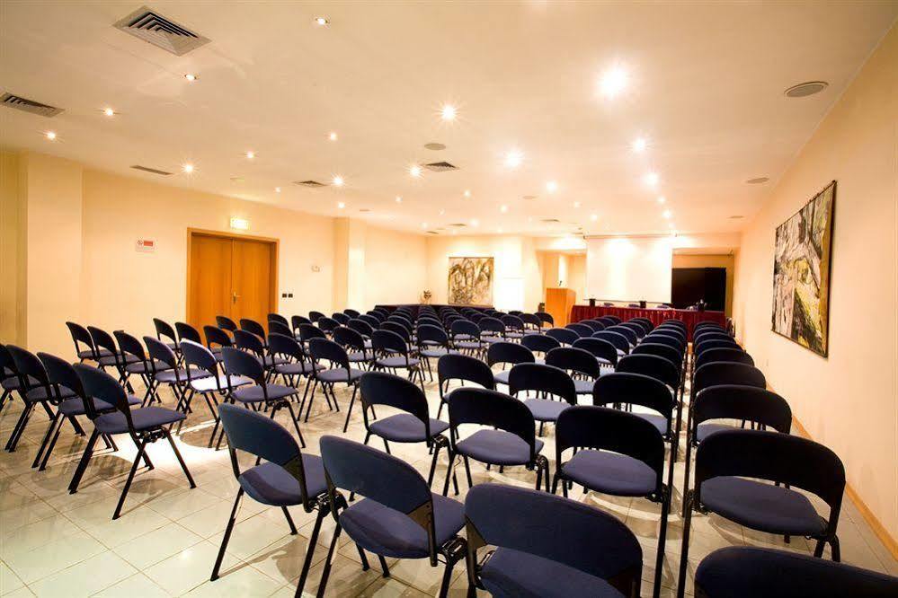 Classic Hotel Tulipano Terni Esterno foto